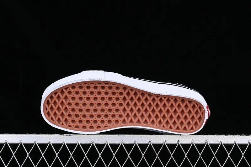 All categories Vans Vans series Vans Mid Vans China Vans Sk8-Mid Pro Antihero cooperation model mid-top professional skateboard shoes VN0A7TNH2D9